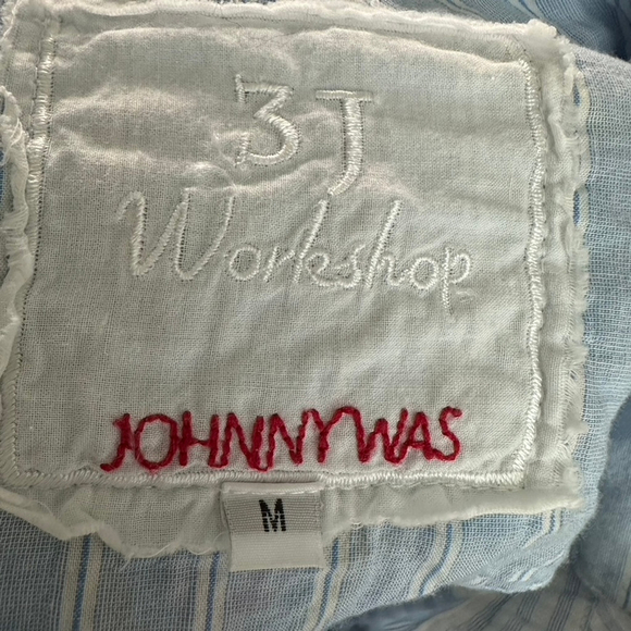 Johnny Was 3J Workshop Western Shirt pearl snap Striped Floral Embroidery Size M - Picture 11 of 11